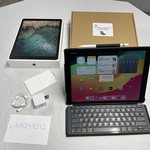 Good Apple iPad Pro 12.9 inch 2nd Gen 2017 - Unlocked, Silver, 64 GB