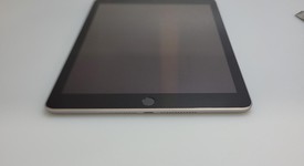 Good
													Apple iPad 5th Gen - Wi-Fi, Gray, 32 GB, A1822, photo 1 of 7