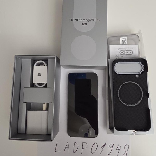 Honor Magic8 Pro Air - Unlocked Non-US, 512 GB, Black, 16 GB