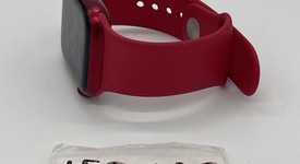Fair
													Apple Watch Series 7 45mm - Unlocked, Red, A2477 - Cellular, Aluminum, photo 3 of 6