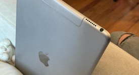 Fair
													Apple iPad Pro 9.7" - AT&T, Gray, 32 GB, A1674, photo 3 of 8