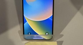 Mint
													Apple iPhone 14 - Unlocked, Yellow, 128 GB, A2649, photo 3 of 12