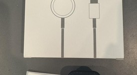 Good
													Apple Watch SE 2nd Gen 44mm - Unlocked, Midnight, A2727 - Cellular, Aluminum, photo 1 of 6