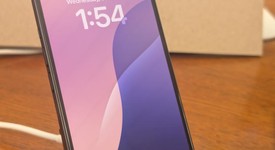 Mint
													Apple iPhone 15 - Unlocked, Black, 128 GB, A2846, photo 2 of 10