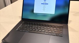 Fair
													MacBook Air 2023 - 15" - Apple M2, Midnight, 512 GB, 16 GB, photo 3 of 9