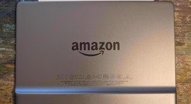 Good
													Amazon Kindle Oasis 10th Gen - Gray, 8 GB, WiFi Only, photo 3 of 11