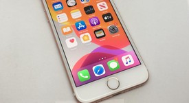 Good
													Apple iPhone 7 - Boost, Rose Gold, 32 GB, A1660, photo 1 of 12