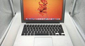 Good
													MacBook Air 2014 - 13" - Silver, 128 GB, 4 GB, photo 2 of 19