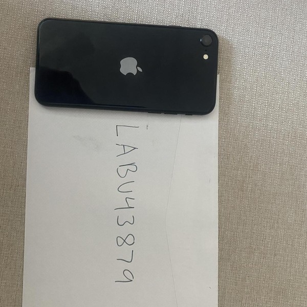 Apple iPhone SE 3rd Gen 2022 - Unlocked, 64 GB, Midnight, A2595