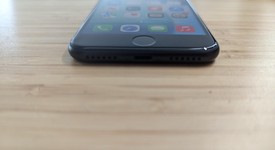 Good
													Apple iPhone SE 3rd Gen 2022 - Unlocked, Midnight, 64 GB, A2595, photo 3 of 13