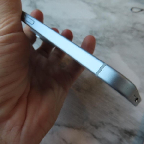 Apple iPhone 15 - AT&T, 128 GB, Blue, A2846
