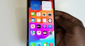 Mint
													Apple iPhone 11 - Unlocked, White, 64 GB, A2111, photo 2 of 15