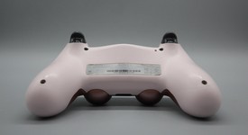 Good
													DualShock 4 Wireless Controller - Rose Gold, photo 1 of 4