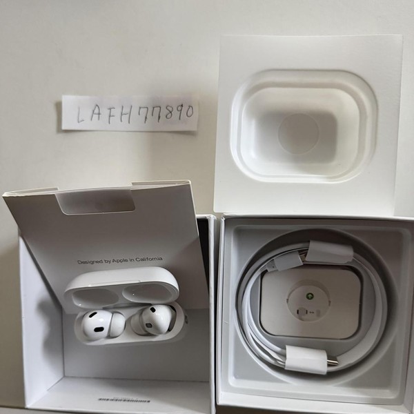 Apple AirPods Pro 2 - USB-C