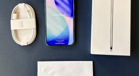 Good
													Apple iPhone Air - Unlocked, Cloud White, 256 GB, A3260, photo 1 of 6