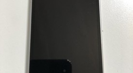 Mint
													Apple iPhone SE 1st Gen 2016 - Unlocked, Grey, 32 GB, A1662, photo 2 of 9