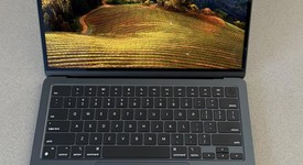 Good
													MacBook Air 2022 (M2) - 13" - Apple M2, Midnight, 256 GB, 8 GB, photo 2 of 19