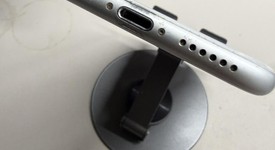 Good
													Apple iPhone 7 - Unlocked, Silver, 32 GB, A1778, GSM, photo 4 of 9