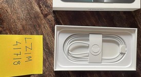 Mint
													Apple iPhone 16 Pro - Unlocked, White, 256 GB, A3083, photo 2 of 9
