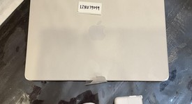 Mint
													MacBook Air 2025 (M4) - 13" - Apple M4, Starlight, 256 GB, 16 GB, photo 1 of 5