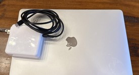 Good
													MacBook Pro 2020 - 13" - Apple M1, Silver, 256 GB, 8 GB, photo 2 of 11