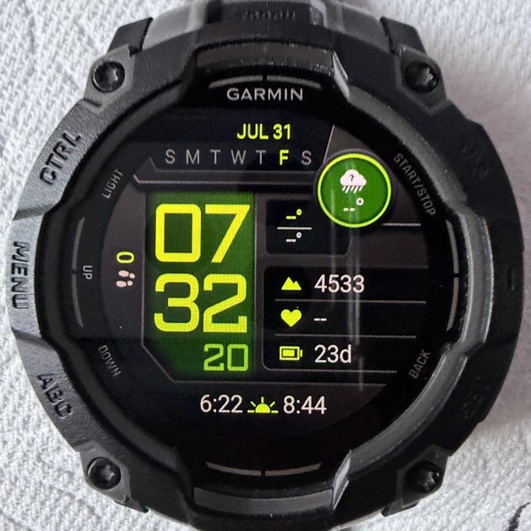 Garmin Instinct 3 - Black, AMOLED
