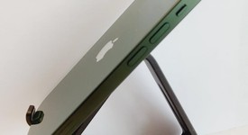 Mint
													Apple iPhone 13 - Unlocked, Green, 128 GB, A2482, photo 2 of 7
