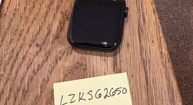Mint
													Apple Watch SE 2nd Gen 44mm - Unlocked, Midnight, A2727 - Cellular, Aluminum, photo 3 of 7