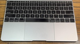 Fair
													Macbook Retina 2017 - 12" - Core m3, Gray, 256 GB, 8 GB, photo 2 of 8