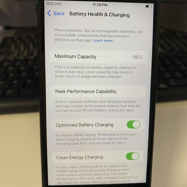 Apple iPhone SE 2nd Gen 2020 - Unlocked, 64 GB, Black, A2275