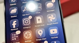 Fair
													Apple iPhone 15 Pro Max - Unlocked, White, 256 GB, A2849, photo 2 of 11