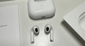 Used
													Apple AirPods 3rd Gen - Lightning Case, photo 3 of 3