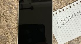 Mint
													Apple iPhone Xr - Verizon, White, 128 GB, A1984, photo 4 of 8