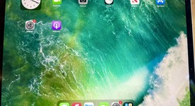 Good
													Apple iPad Pro 12.9" 3rd Gen 2018 - Unlocked, Silver, 256 GB, A2014, photo 5 of 9