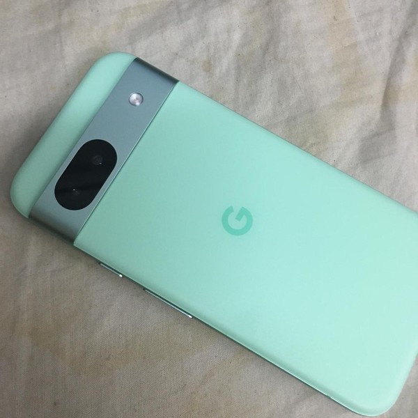 Google Pixel 8a - Unlocked, 128 GB, Aloe, 8 GB, GKV4X, Sub-6 5G