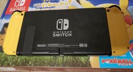 Good
													Nintendo Switch - Grey, 32 GB, Pikachu Edition, photo 4 of 8