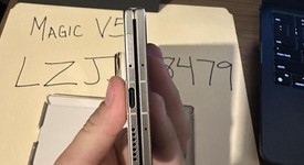 Mint
													Honor Magic V5 - Unlocked Non-US, White, 512 GB, 16 GB, photo 3 of 10