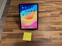 Apple iPad Air 5th Gen