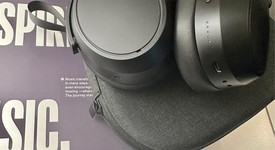 Used
													Sennheiser Momentum 4 - Black, photo 3 of 9