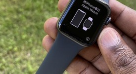 Mint
													Apple Watch Series 5 40mm - Gray, A2092 - GPS, Aluminum, photo 1 of 13