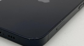 Fair
													Apple iPhone 13 - Unlocked, Midnight, 128 GB, A2482, photo 5 of 9