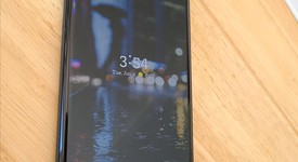 Good
													Google Pixel 2 XL - Unlocked, Black, 64 GB, Google Edition, photo 2 of 7