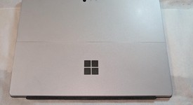 Good
													Microsoft Surface Pro 5 (2017) - Wi-Fi, Silver, 256 GB, 8 GB, photo 5 of 8