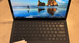 Good
													Microsoft Surface Laptop 3 - I7, Black, 256 GB, 16 GB, 13.5", photo 2 of 5