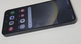 Mint
													Samsung Galaxy S24 FE - T-Mobile, Graphite, 128 GB, SM-S721U, photo 4 of 8