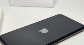 Good
													Apple iPhone SE 3rd Gen 2022 - Unlocked, Midnight, 128 GB, A2595, photo 3 of 4