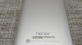 Good
													Honor 6X - Unlocked Non-US, Silver, 32 GB, 3 GB, photo 3 of 3