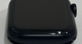 Good
													Apple Watch SE 2nd Gen 40mm - Midnight, A2722 - GPS, Aluminum, photo 2 of 7