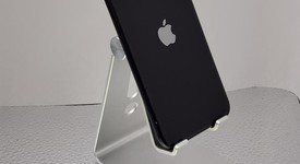 Fair
													Apple iPhone SE 2nd Gen 2020 - Unlocked, Black, 64 GB, A2275, photo 4 of 16