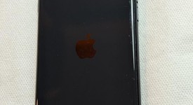 Fair
													Apple iPhone SE 2nd Gen 2020 - Unlocked, Black, 64 GB, A2275, photo 5 of 5